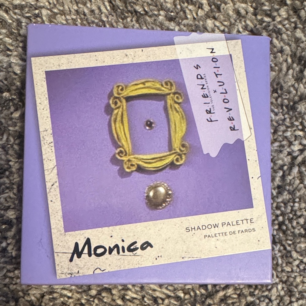 Friends Revolution Shadow Palette